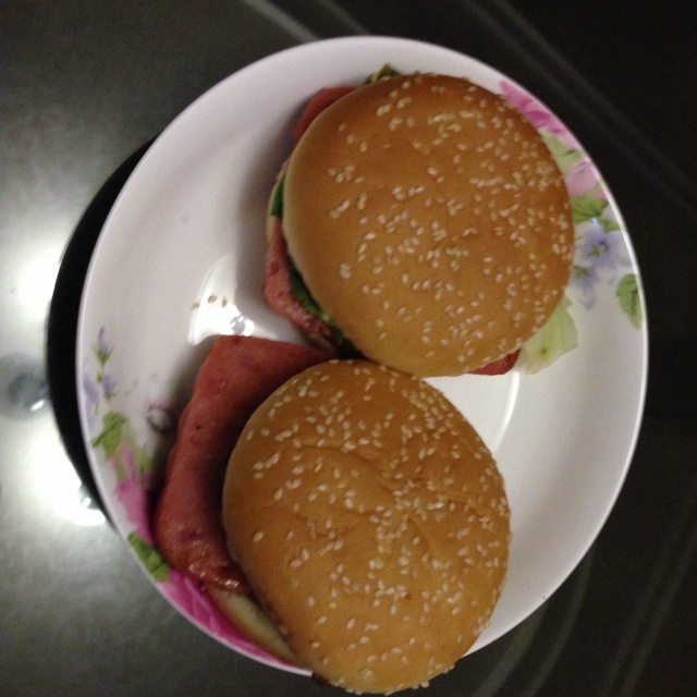 自制营养肉饼汉堡包