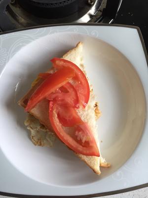 鸡蛋火腿番茄三明治早餐（快手简单减脂）的做法 步骤5