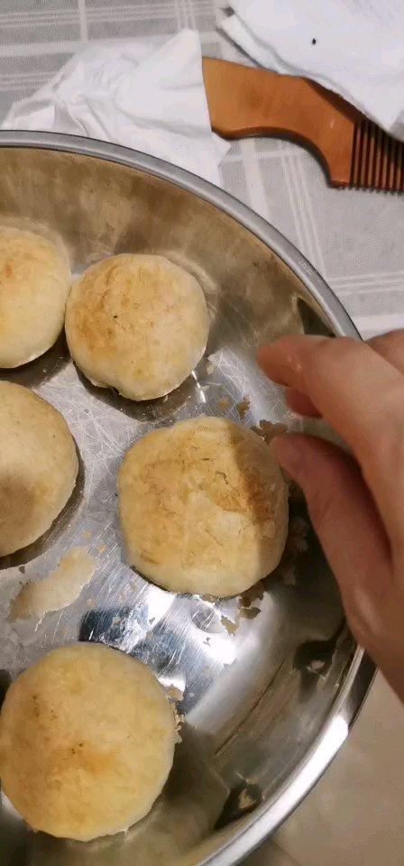 酥皮绿豆饼   酥得掉渣渣