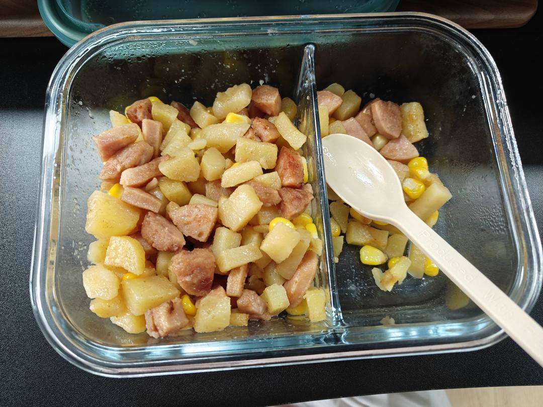 香辣孜然土豆火腿肠～秒杀烧烤店！！