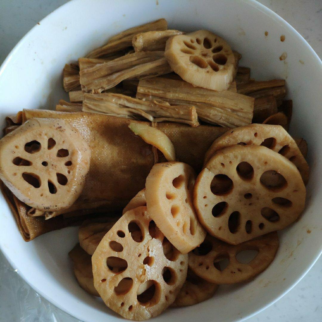 卤豆干莲藕鸡蛋简单的做法，轻松搞定