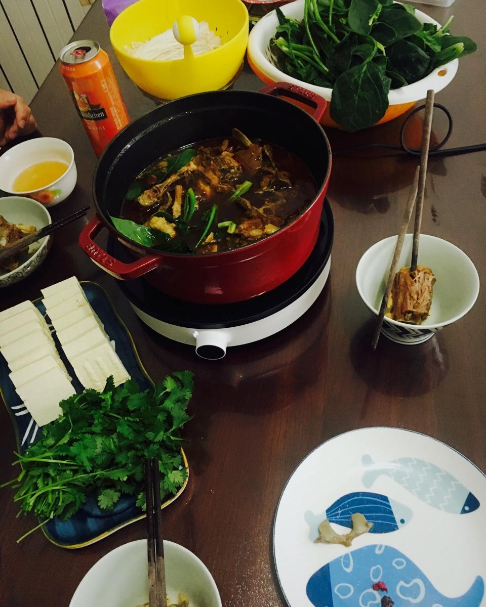 羊蝎子锅 Lamb Hotpot