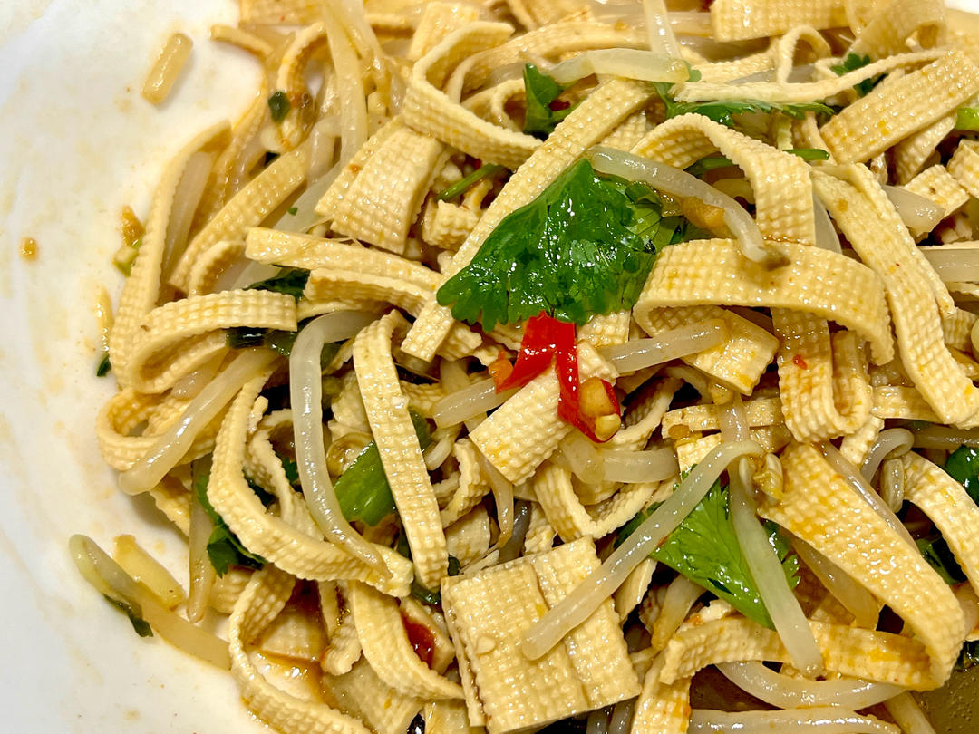 ㊙️巨好吃的凉拌豆皮❗️香辣过瘾连吃三天都不腻