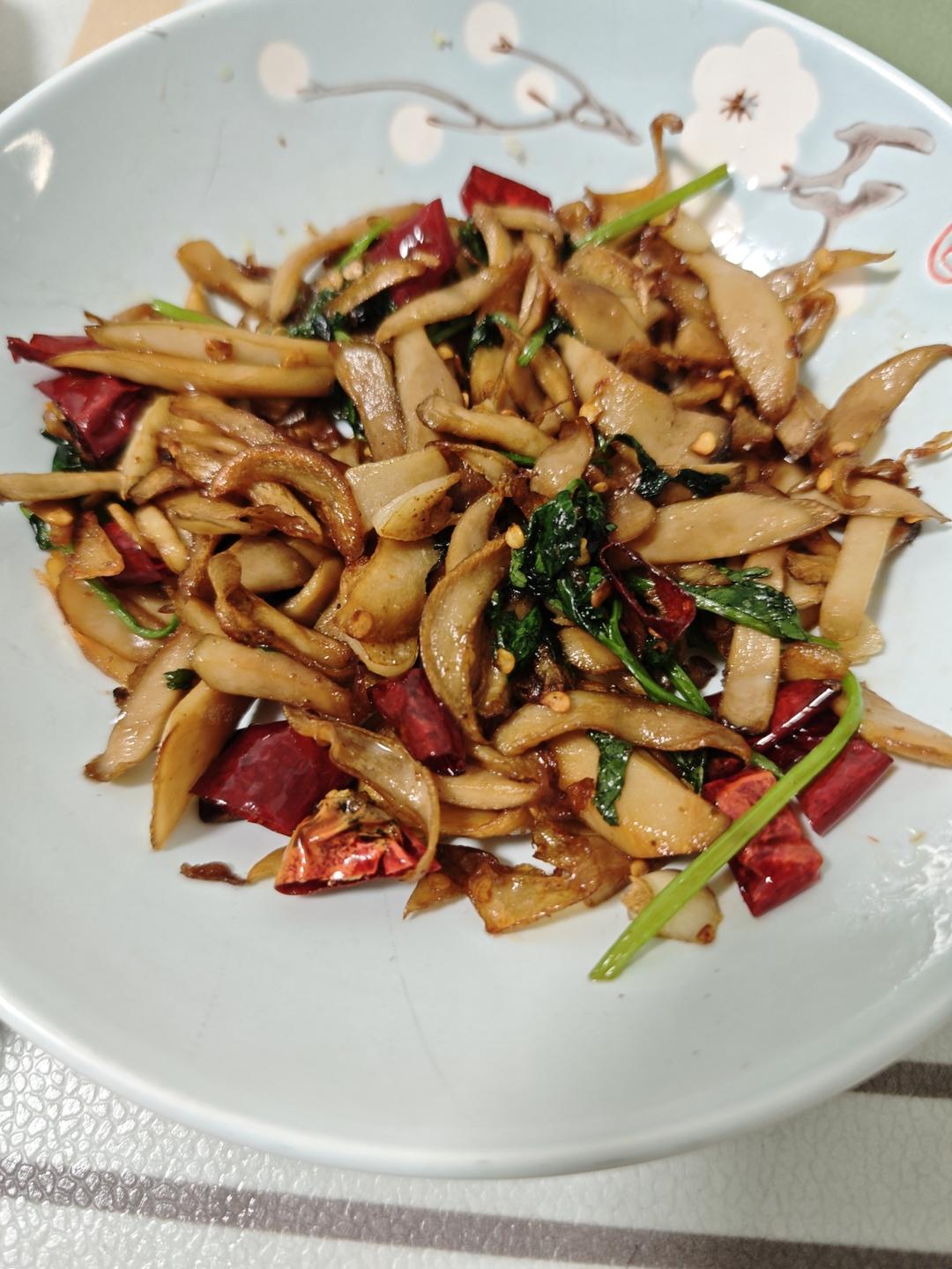 干煸杏鲍菇（多种口味做法）