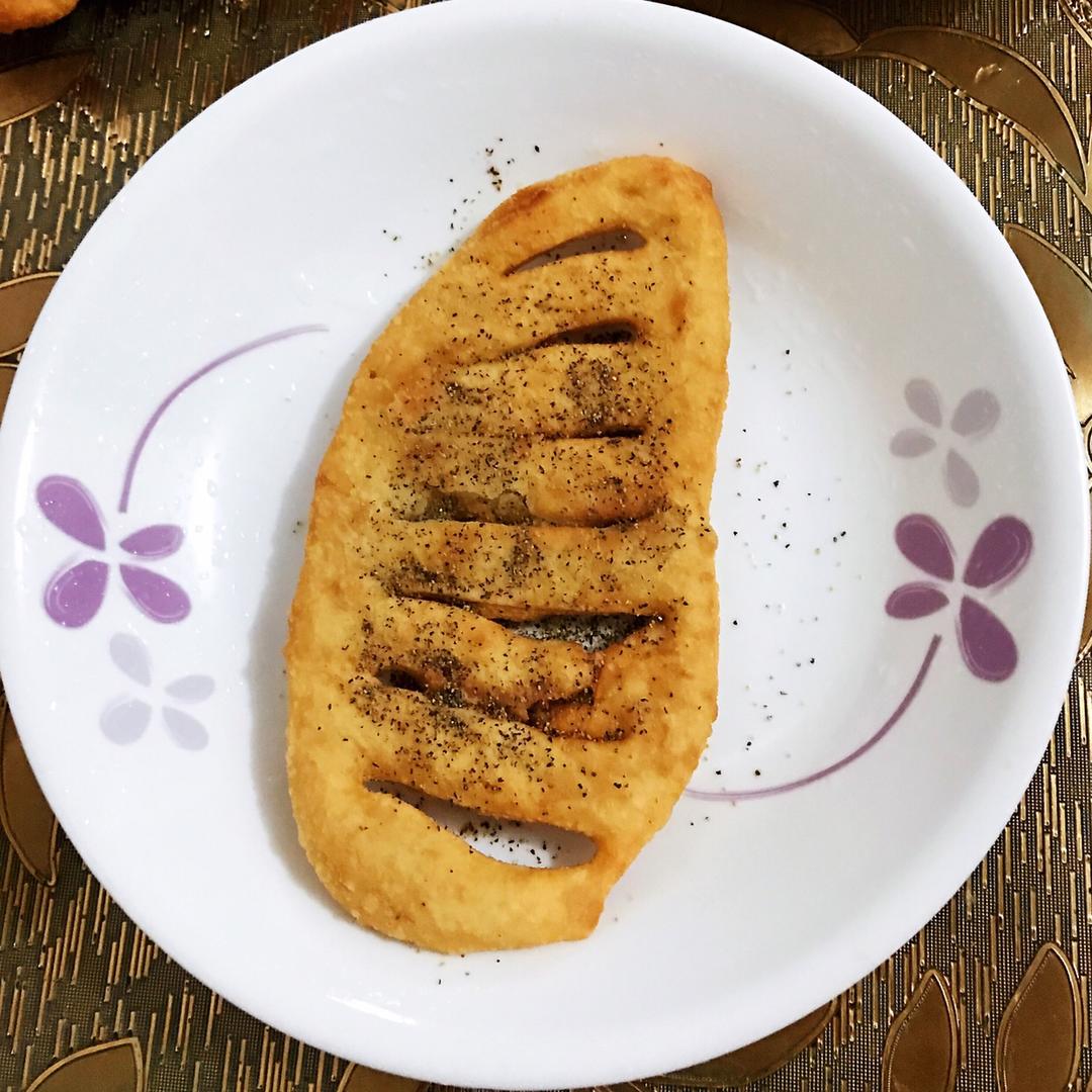 DIY放心黑胡椒小油饼的做法