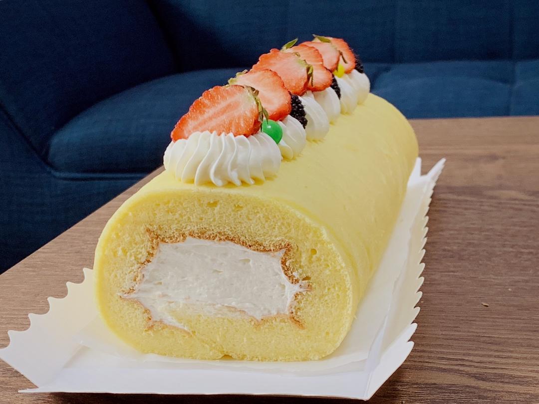 草莓奶油卷/O卷/小山卷