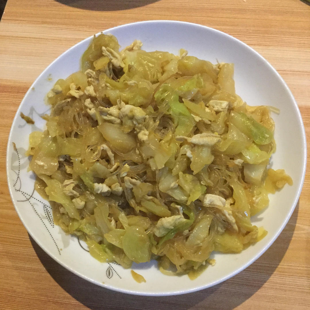包菜粉丝炒鸡蛋