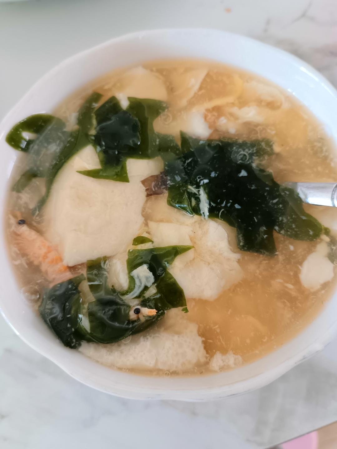 今天才知道，用绞肉机就可以做豆腐脑，这方法第一次见，太棒了