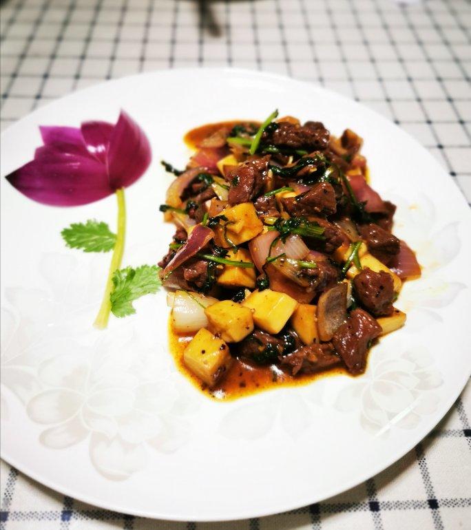 黑椒杏鲍菇牛肉粒