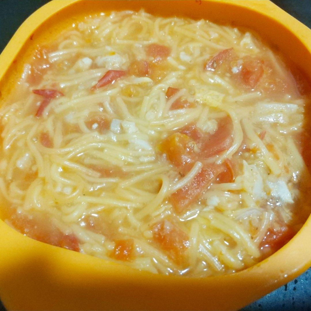银鳕鱼时蔬面条 宝宝辅食食谱