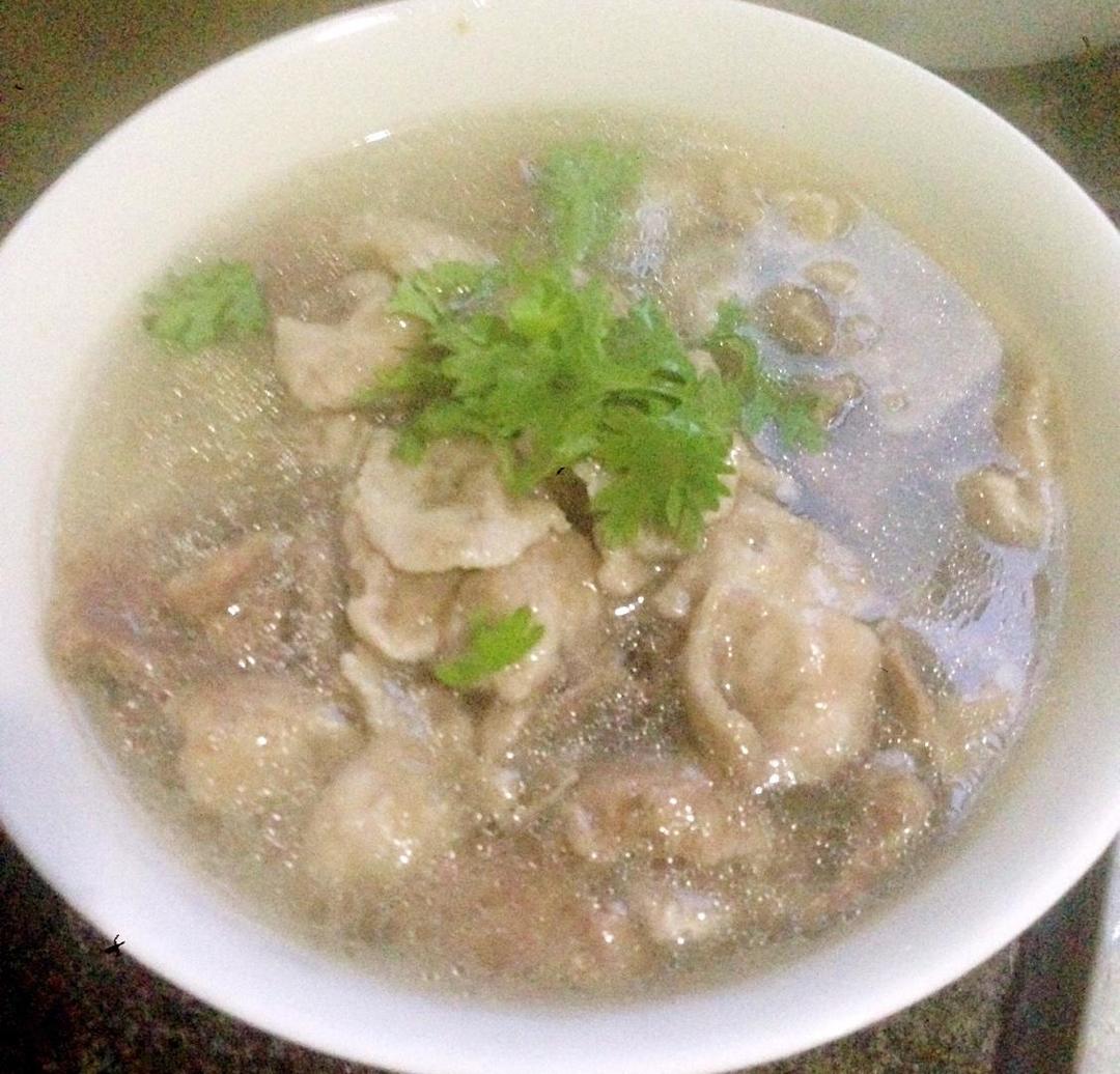 锤肉片汤的做法