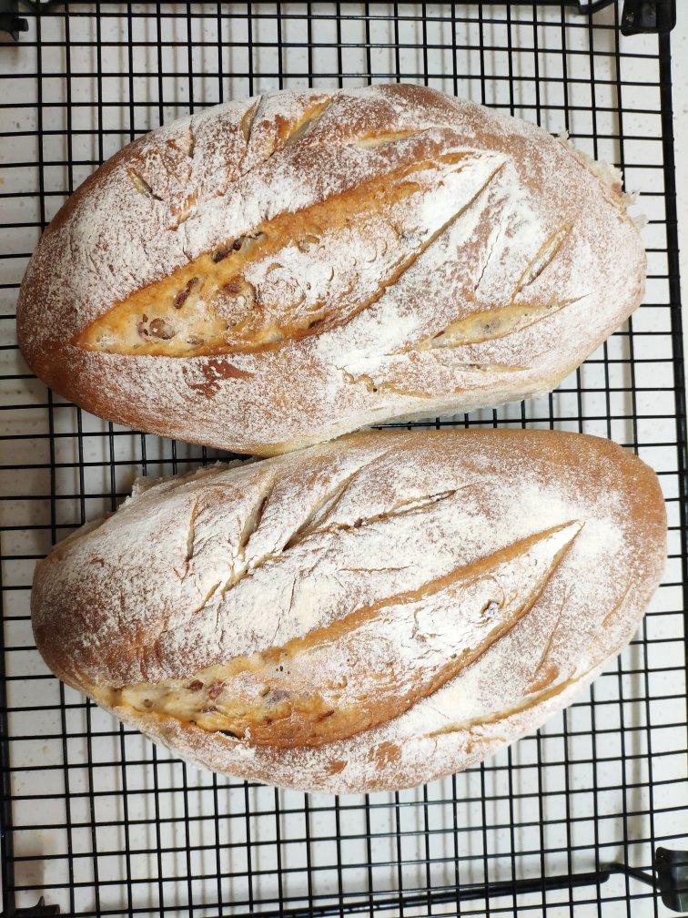 香喷喷的全麦培根面包