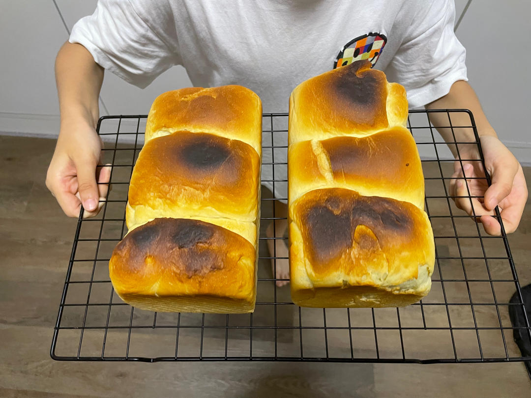 软到站立不了的吐司