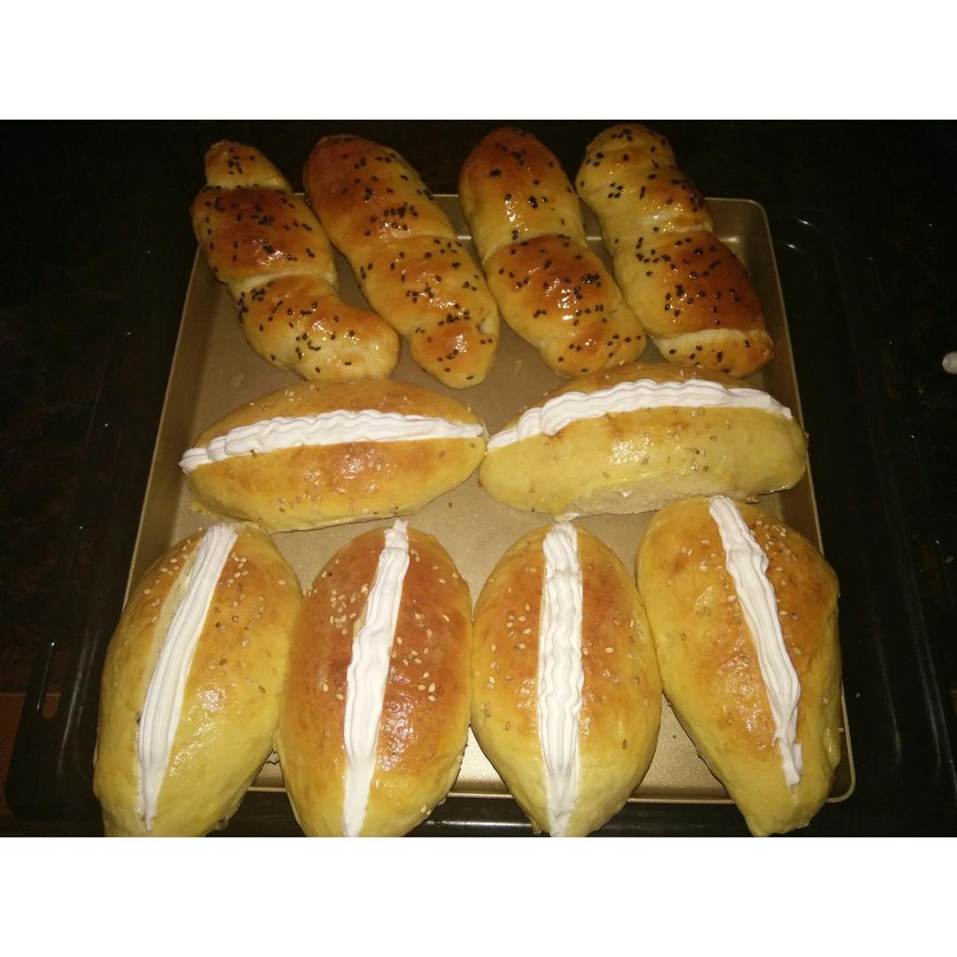 黄油面包卷