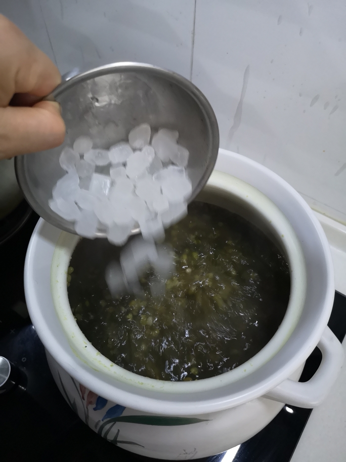 海带绿豆汤 广东糖水的做法 步骤3