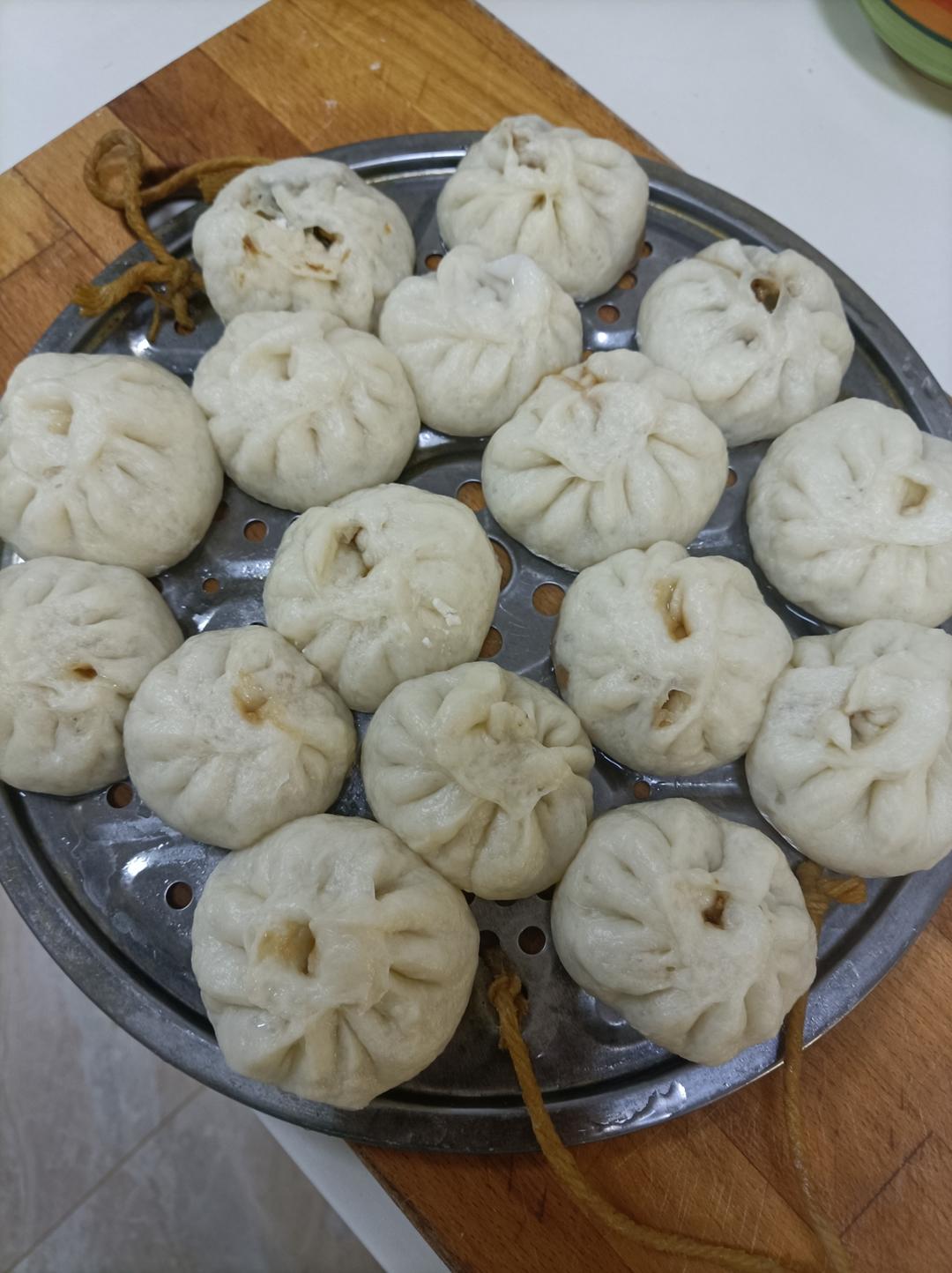 小笼包（秒杀市面上小笼包店的做法）