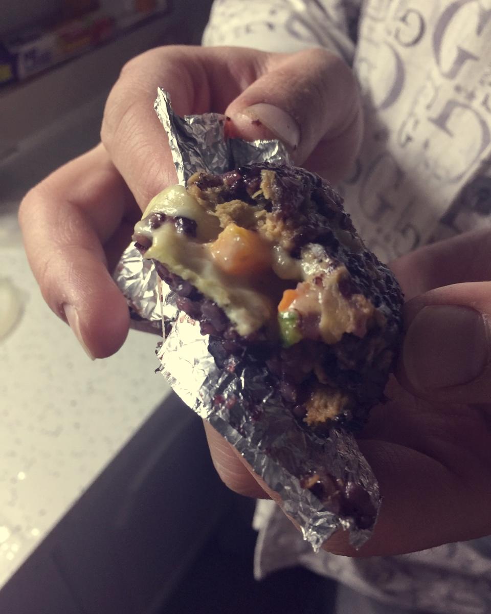 黑米粢饭团