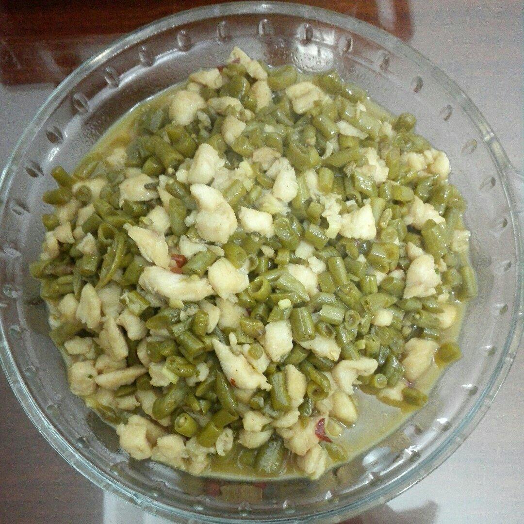 酸豆角炒鸡丁