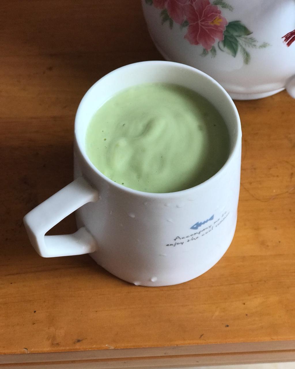牛油果奶昔