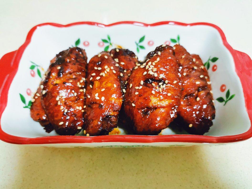【电饭煲蜜汁鸡翅】
