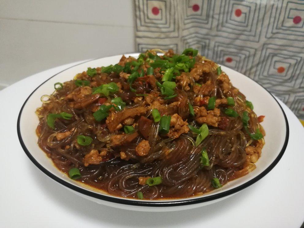 蚂蚁上树