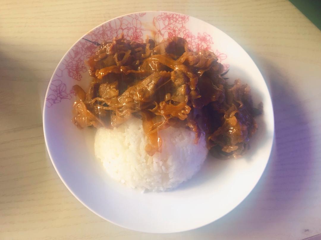 肥牛饭