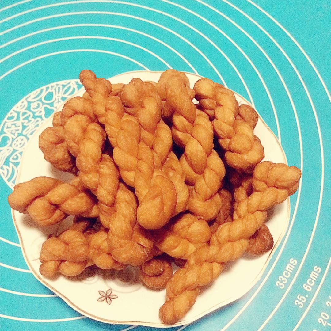 鸡蛋小麻花