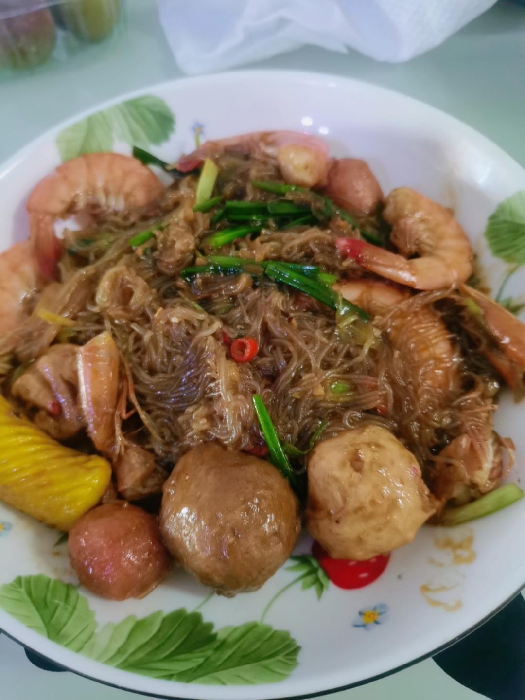 不得不说，这个蒜蓉粉丝煲是粉丝界的天花板