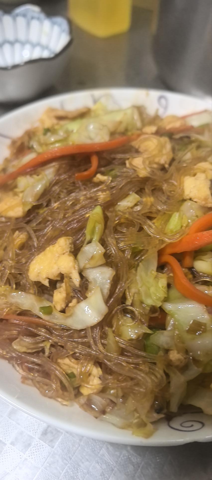 包菜鸡蛋炒粉丝