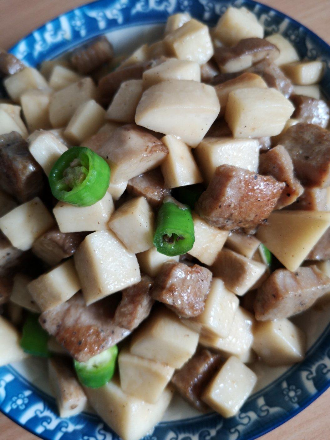 黑椒杏鲍菇牛肉粒