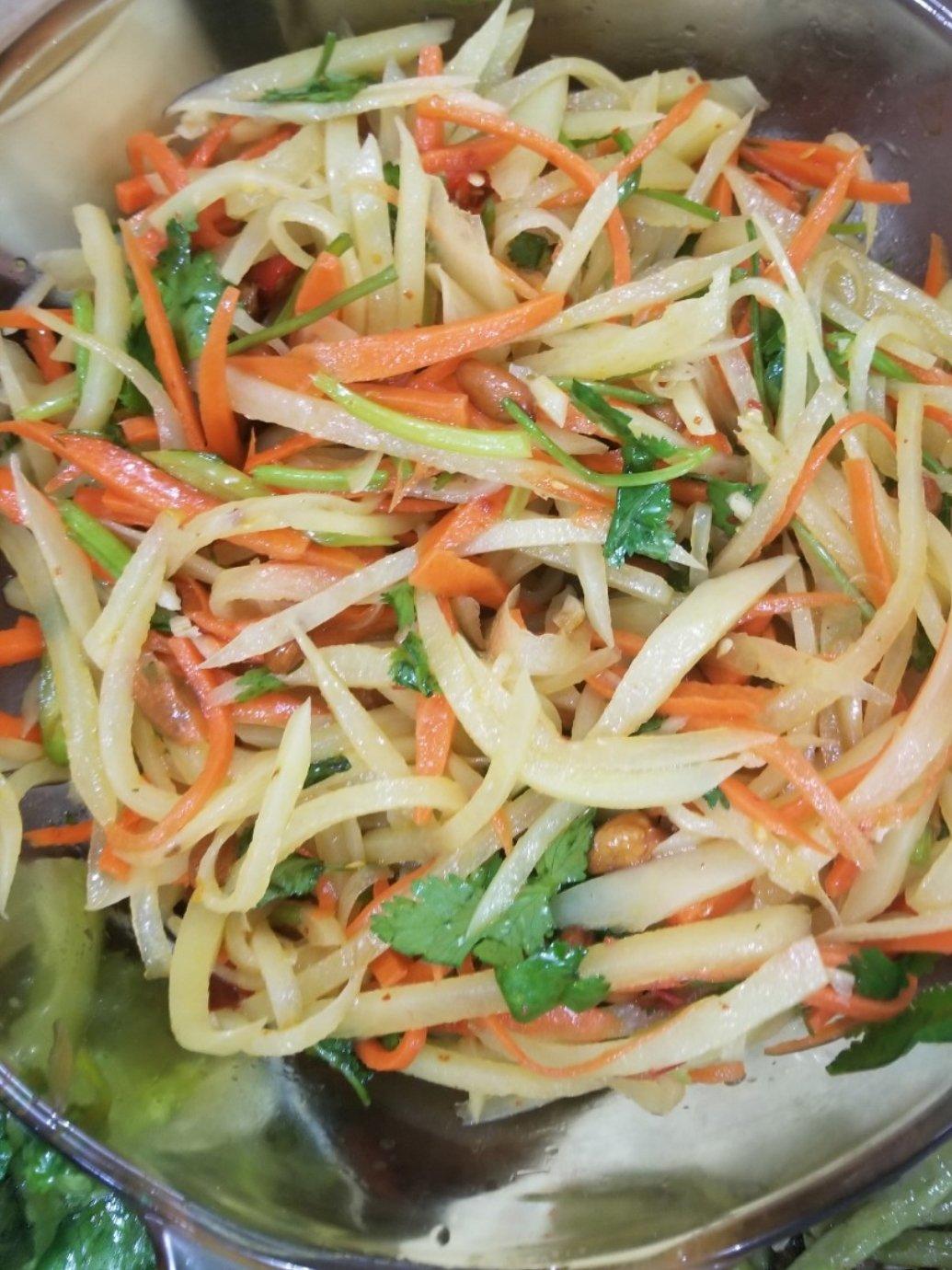 凉拌酸辣土豆丝