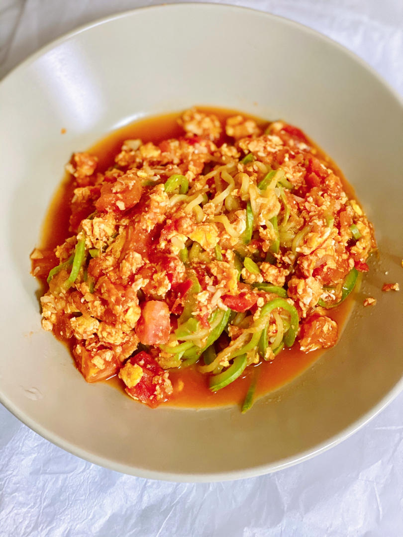 健身轻食：西葫芦鸡蛋面～高蛋白低碳水