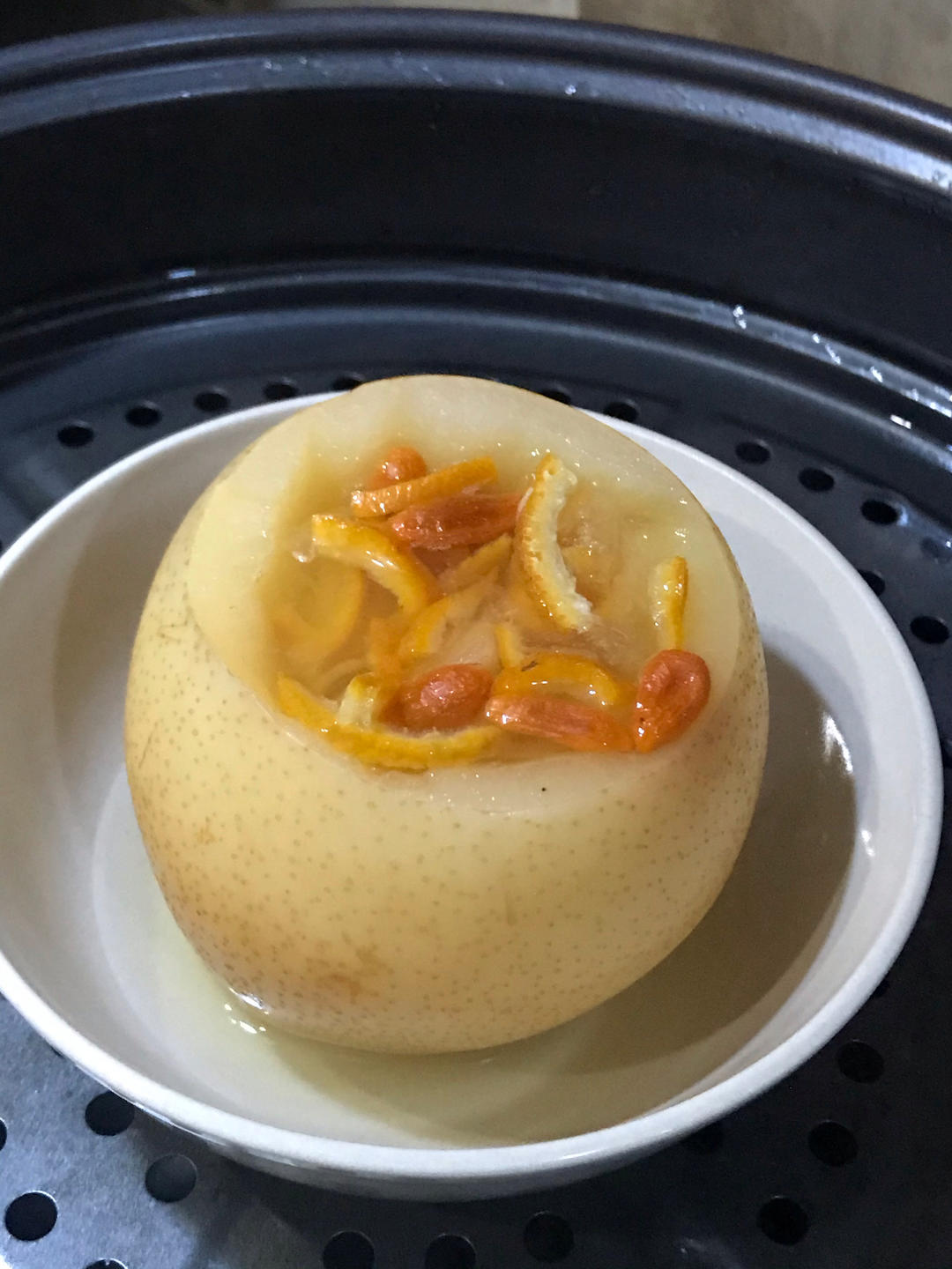 冰糖炖雪梨(化痰止咳)