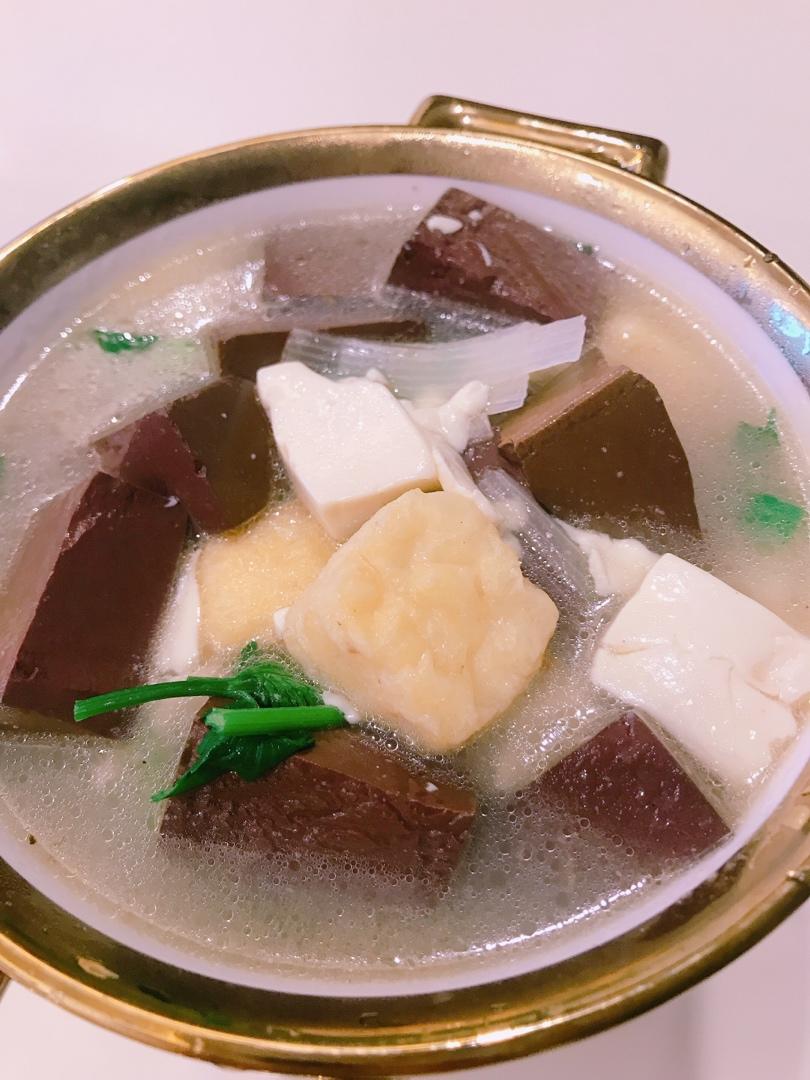 鸭血豆腐汤