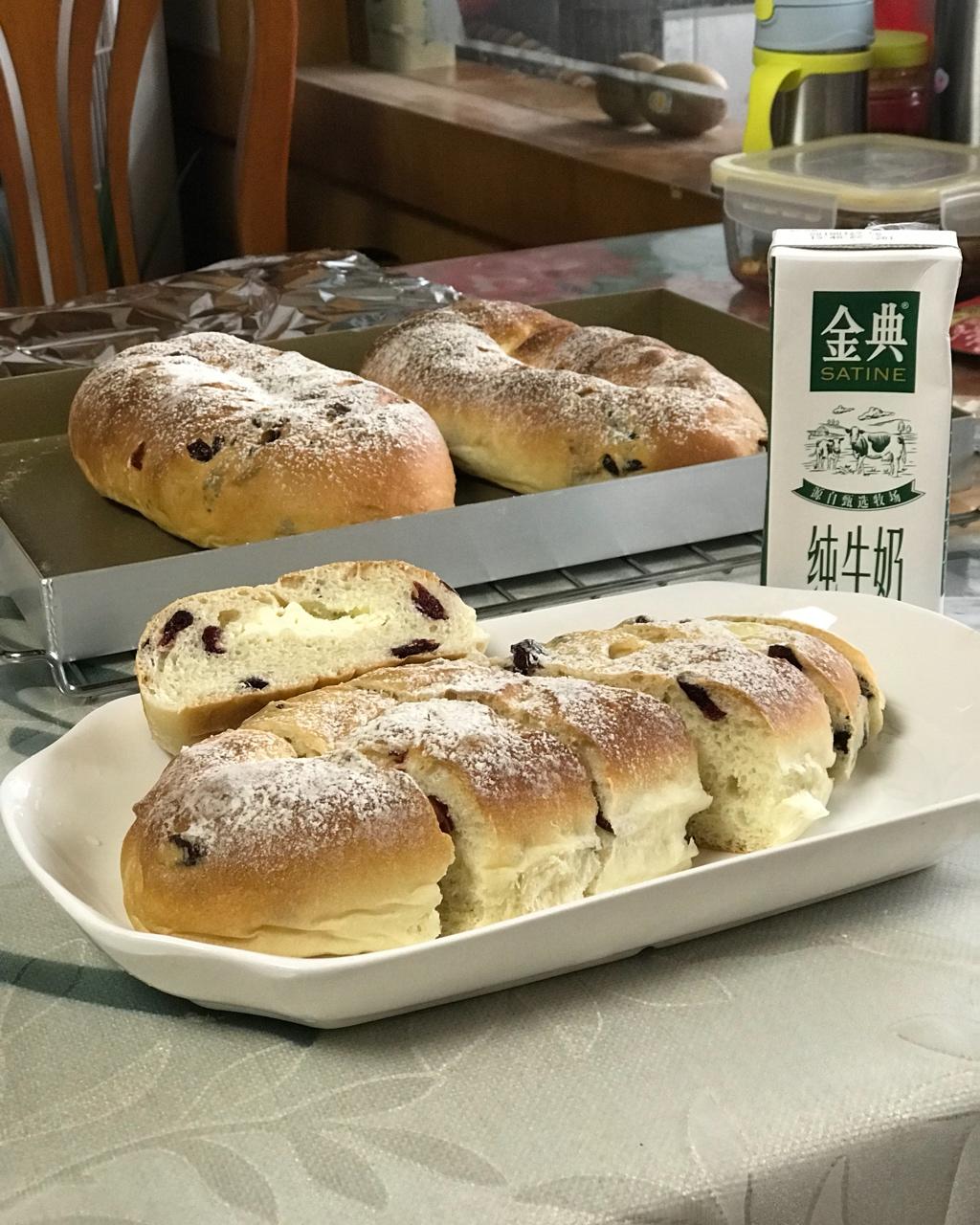 面包店里的常客——蔓越莓奶酪软欧