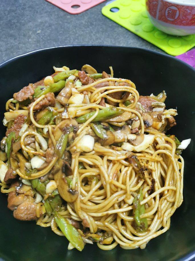 地道老北京扁豆焖面 豆角焖面 太好吃小心吃撑哦