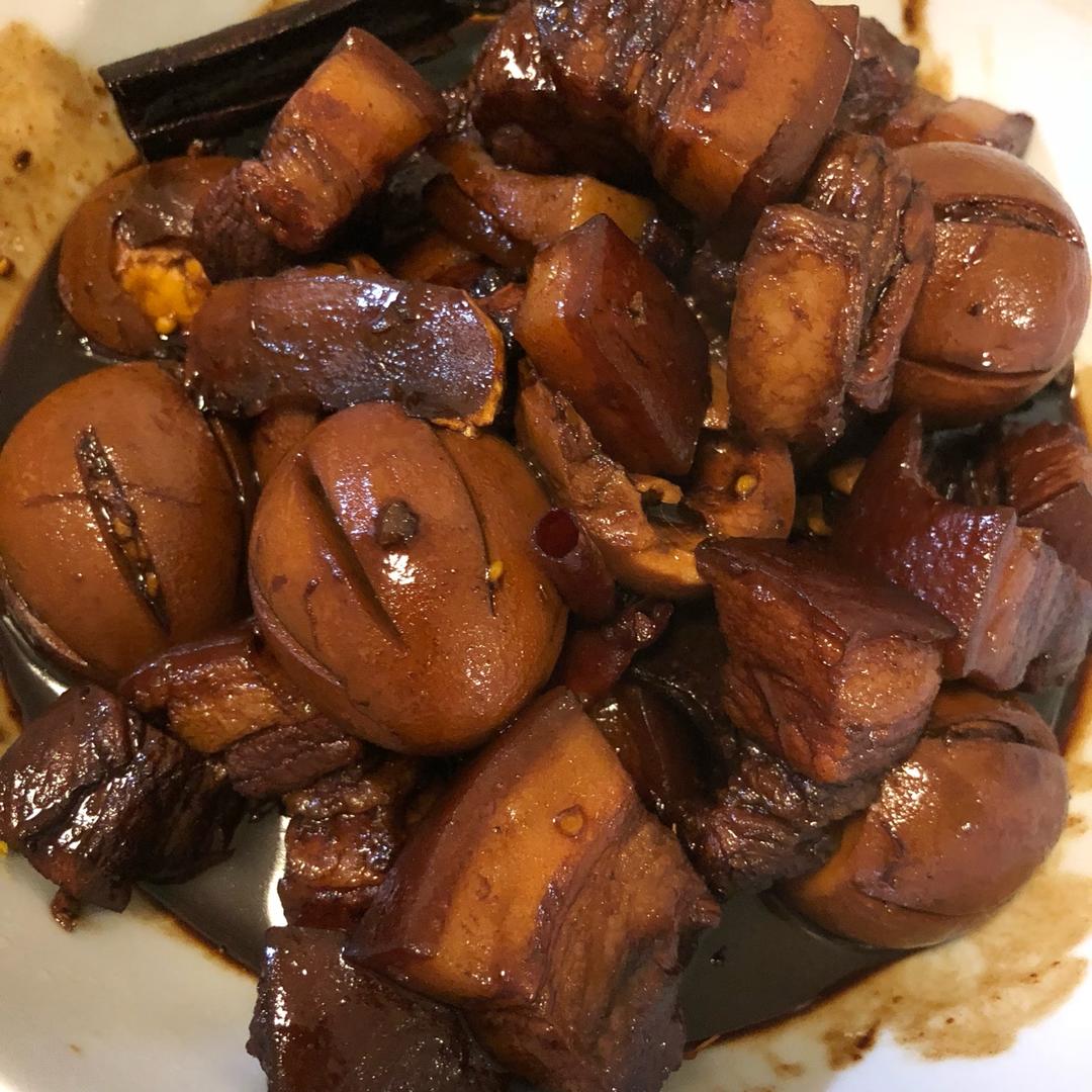 其实也不是很难的红烧肉烧蛋