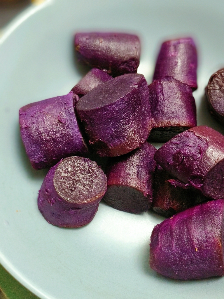 最爱的蒸菜系列➃┆减脂小菜谱┆不加糖的紫薯糯米珍珠丸子┆消耗紫薯的好方法（红薯🍠也可以哦）的做法 步骤2