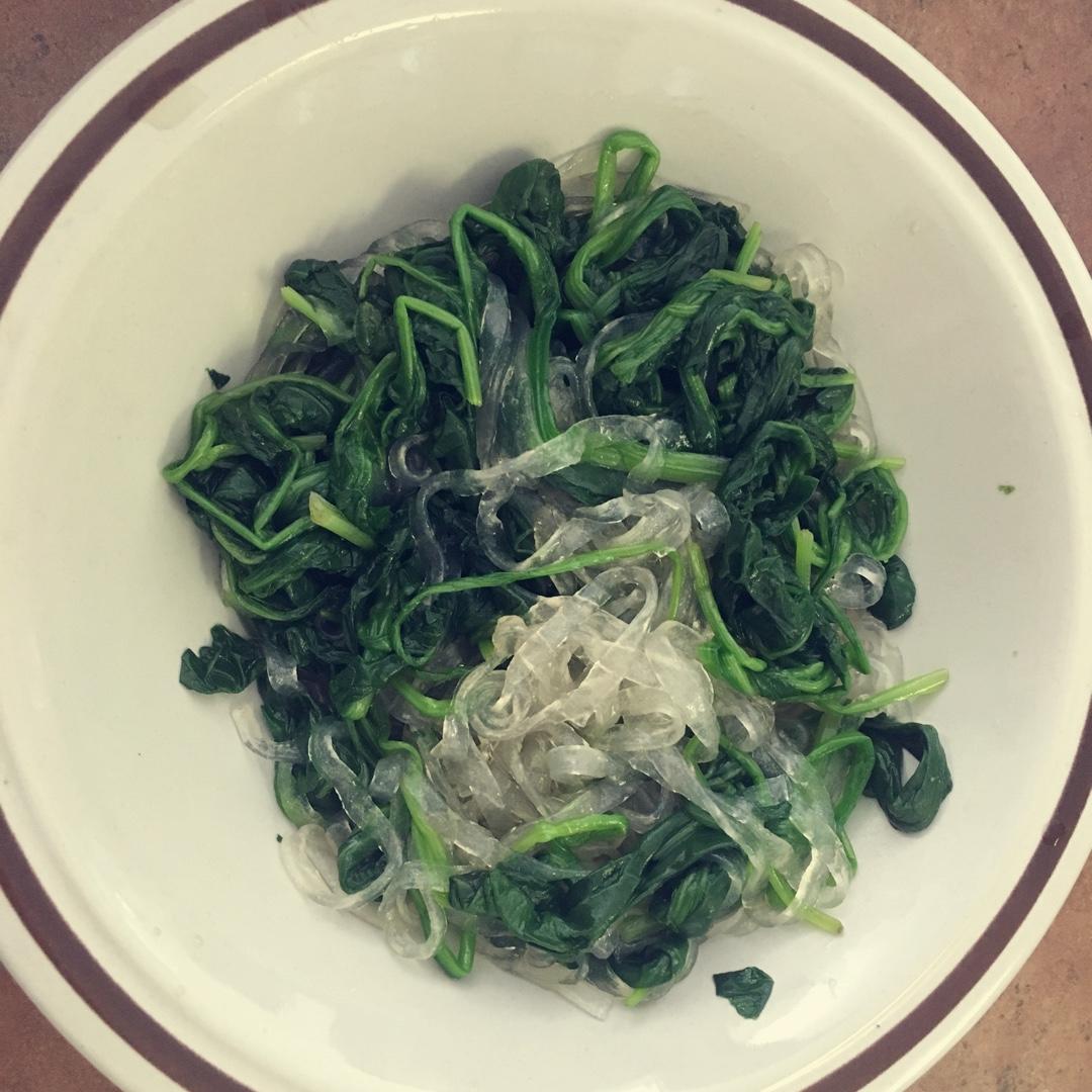 凉拌菠菜粉丝