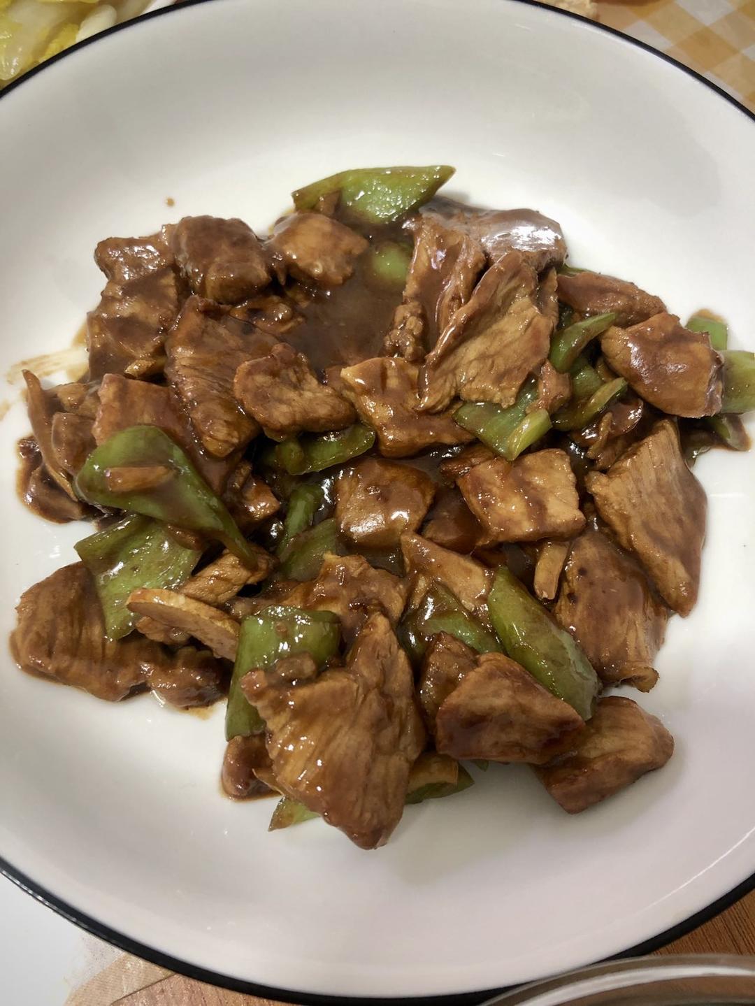 下饭神器👉青椒炒肉