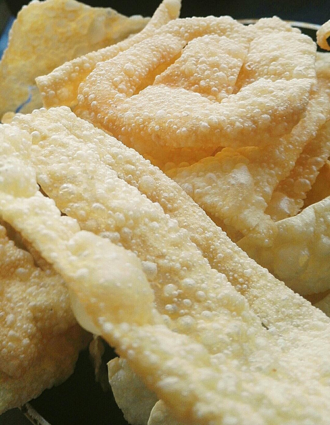 炸几个又香又脆的薄脆的做法