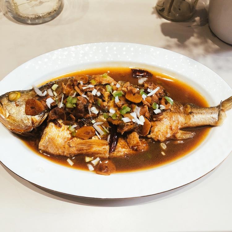 家常红烧鱼