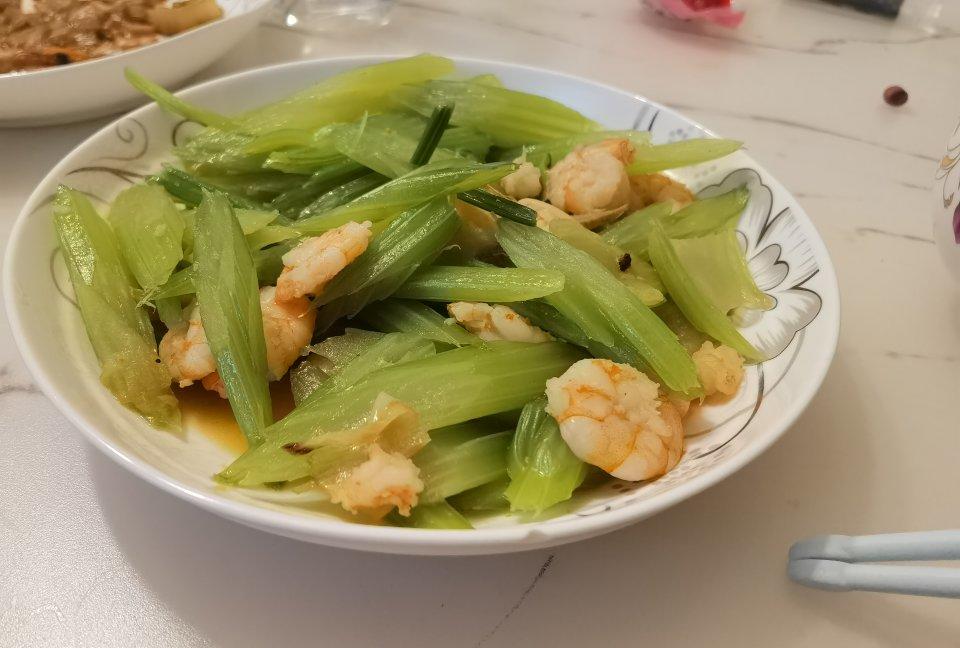香芹炒虾仁