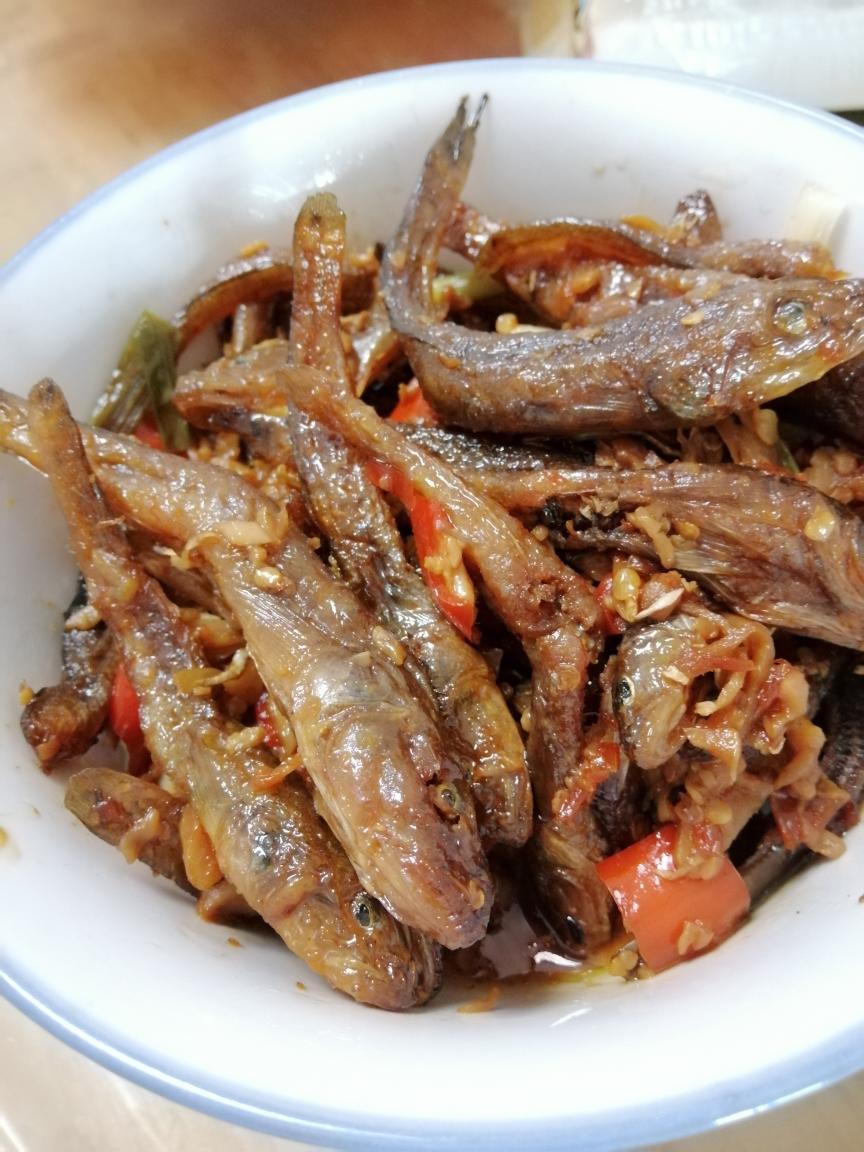焖鱼干的做法