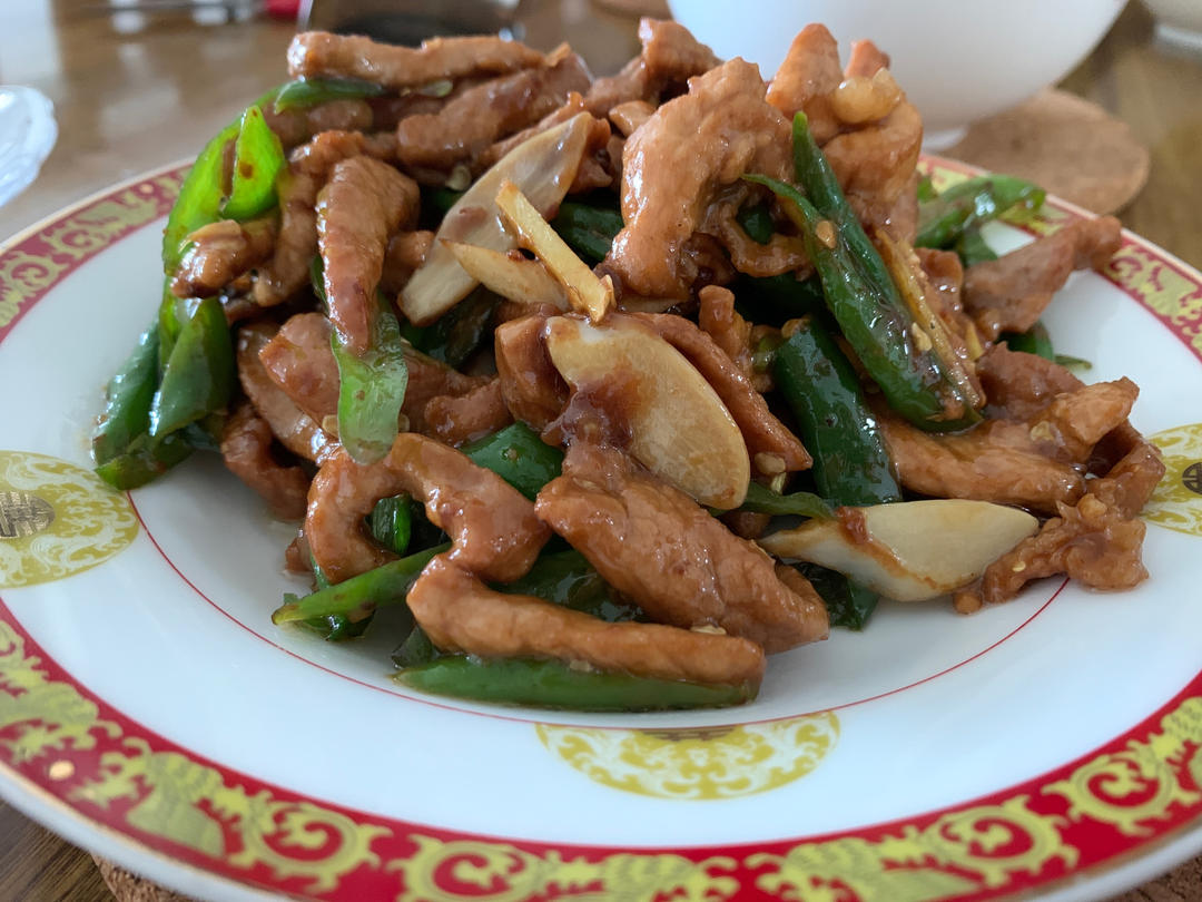 厨师长教你：“青椒肉丝”的正宗做法，色香味俱全