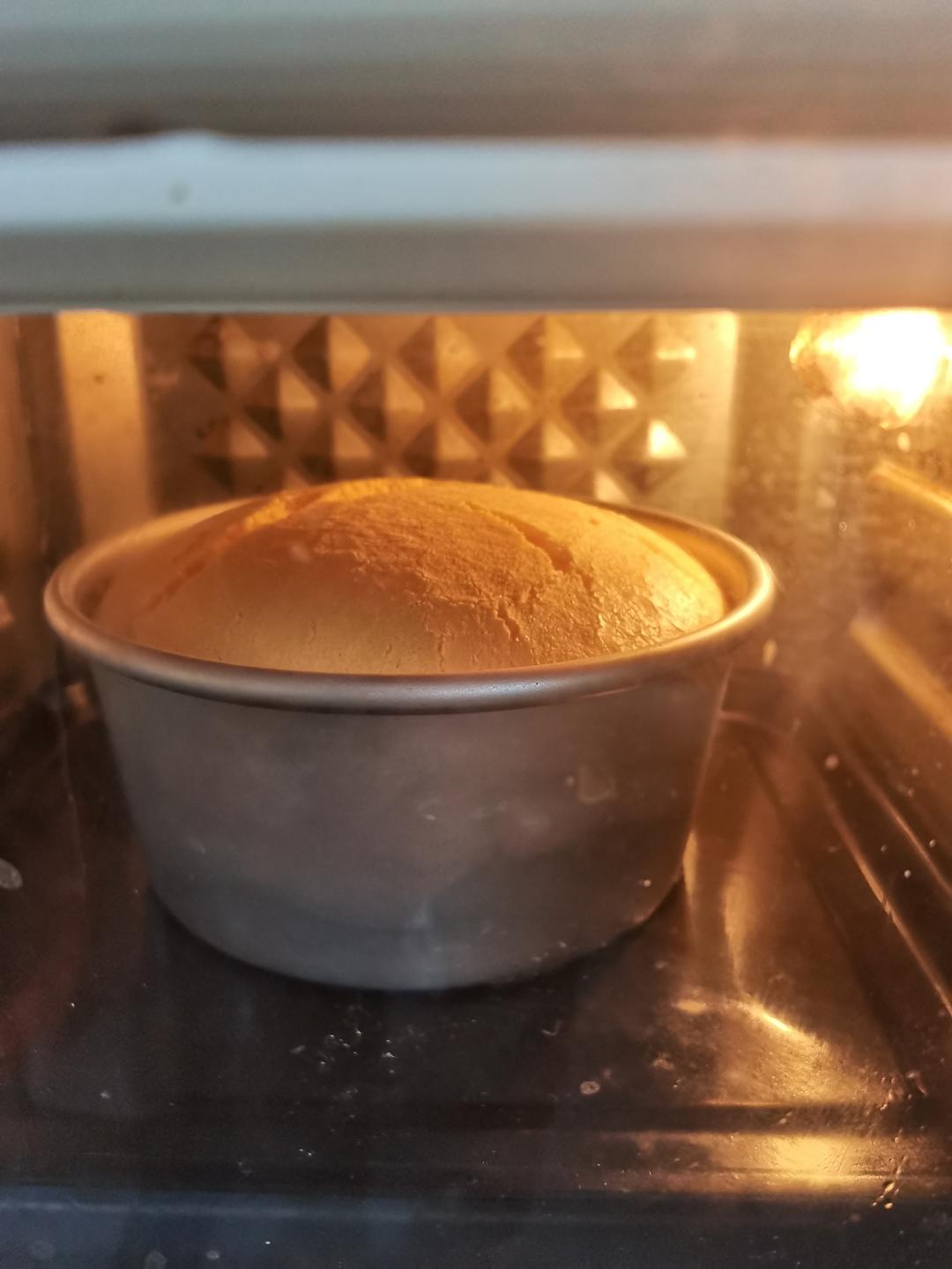 六寸戚风蛋糕简易教程