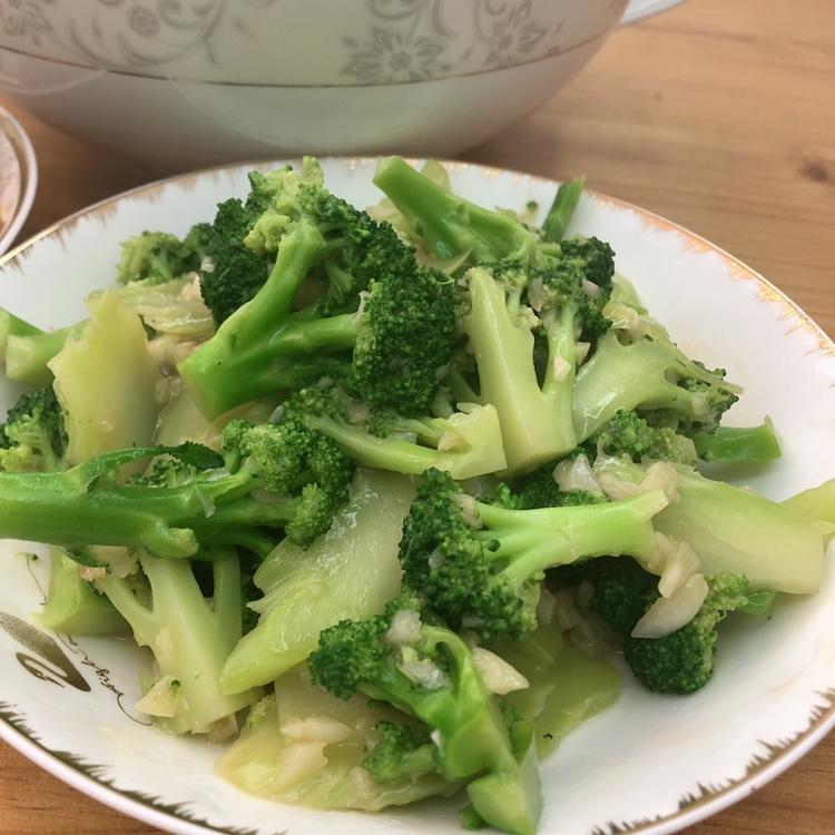 蚝油蒜蓉西兰花