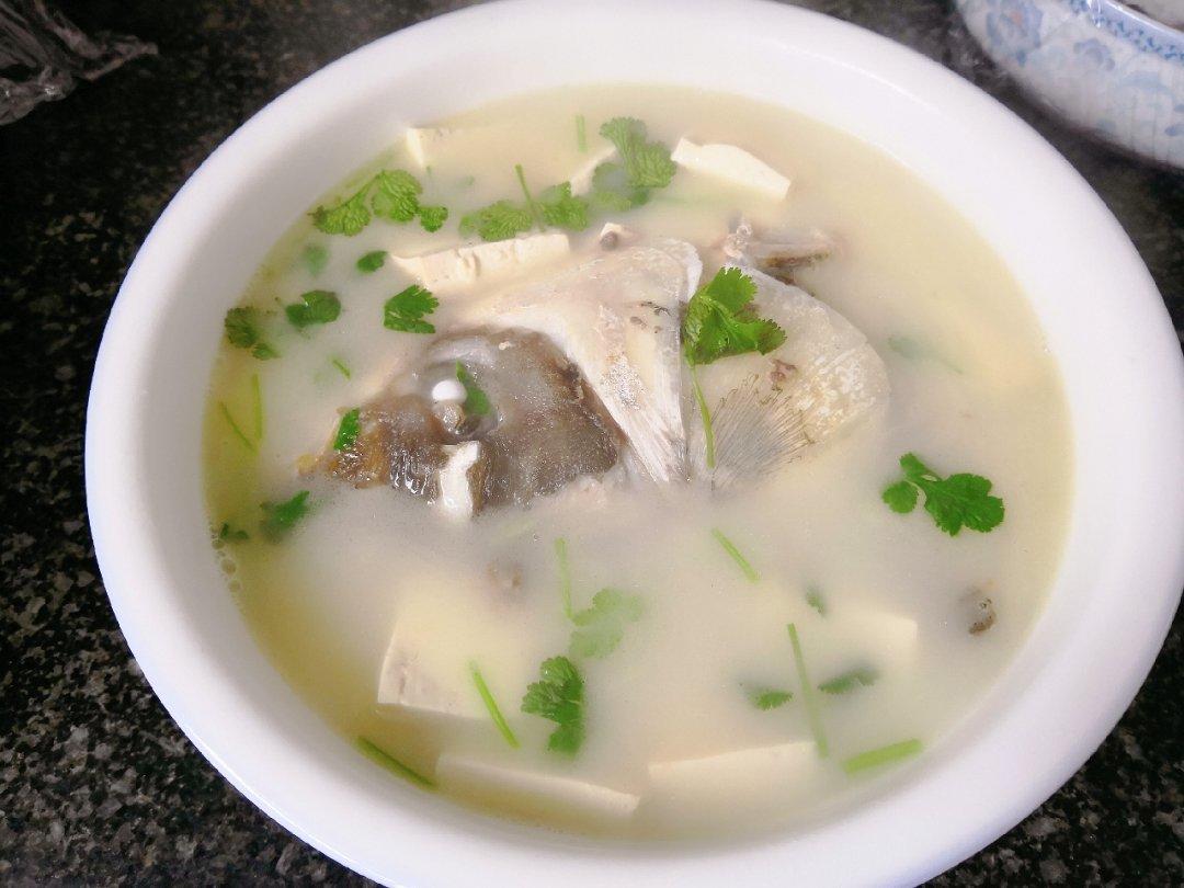 【豆腐鱼头汤图片】手机用户7281_o5gf_下厨房