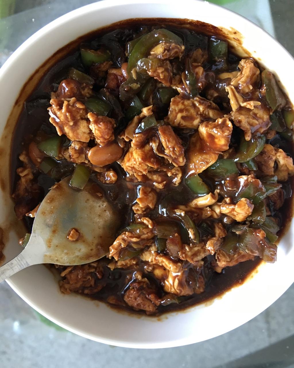 dd陈小猪做的东北青椒鸡蛋酱