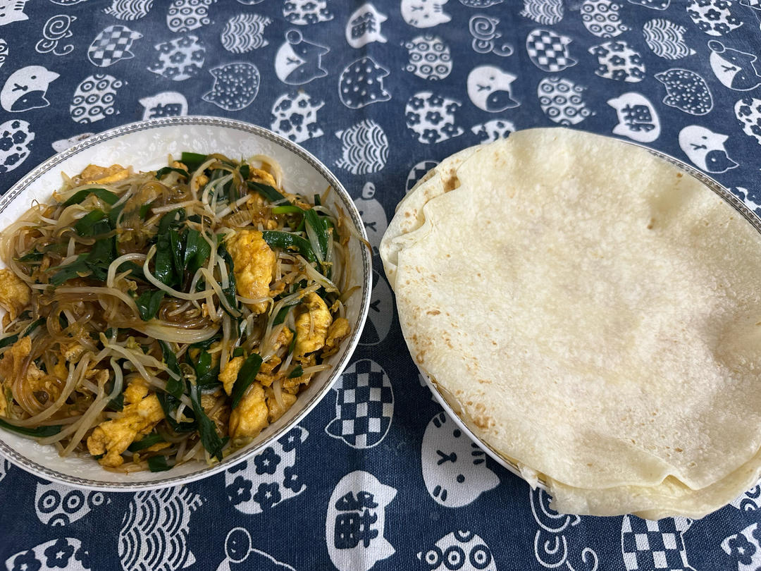 春饼卷炒合菜